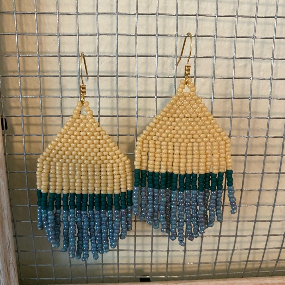 Handmade Seed Bead Earrings - Mini - Picture 4 of 4